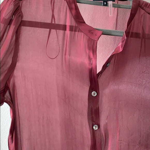 1.State Blouse - Picture 8 of 8